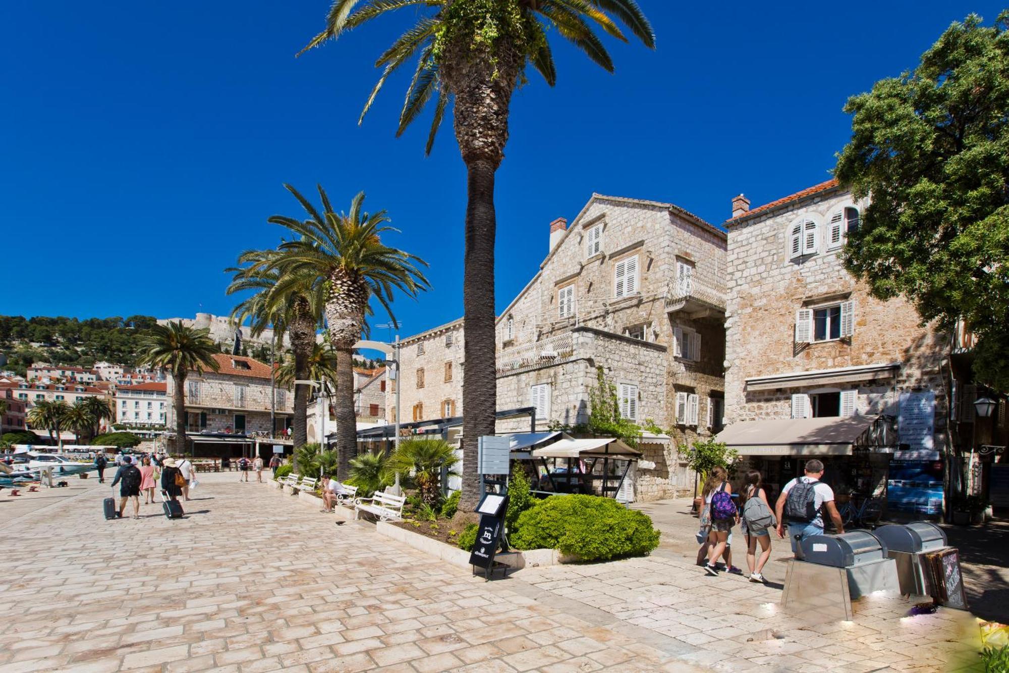 Riva Yacht Hvar Town Apartment מראה חיצוני תמונה